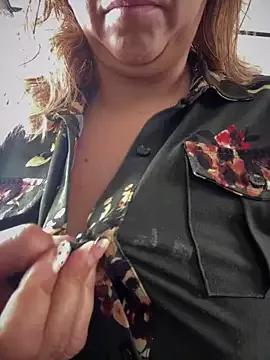 Freechat sammyqueenx21 on StripChat