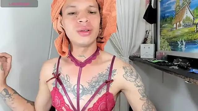 sara_slut21 on StripChat 