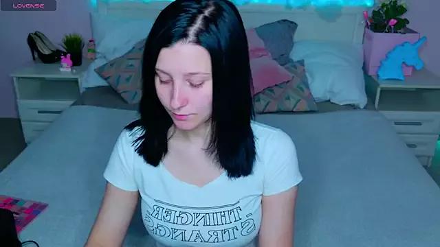 SarahStanley on StripChat 