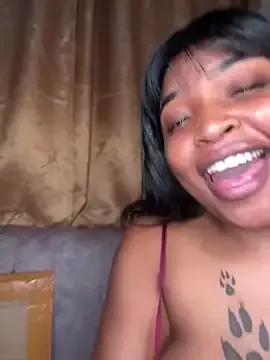 Savage_baby on StripChat 