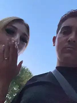 sexycouples35 on StripChat