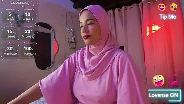 Freechat ShanaJamil on StripChat