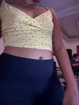 SheenaBrooke on StripChat 