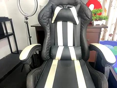 StripChat Sl_nishi is Freechat Sl_nishi — full nude in public