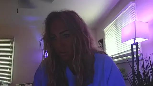 sunshinekisses on StripChat 