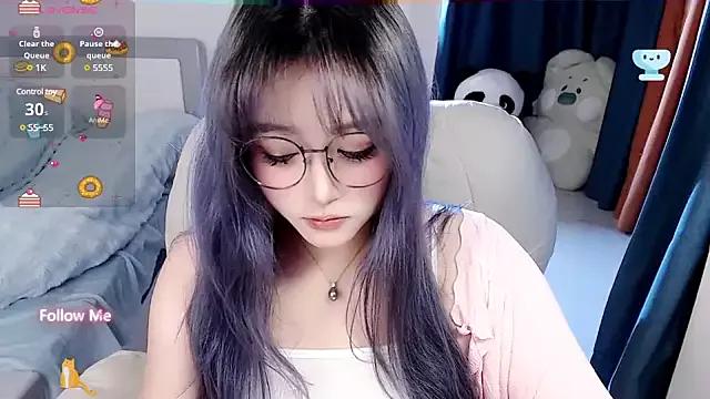 Sweet-18wanwan on StripChat 