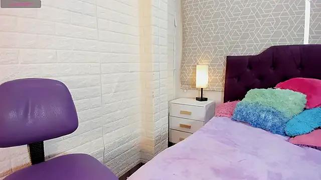 SWEET_KITTY_01 on StripChat 