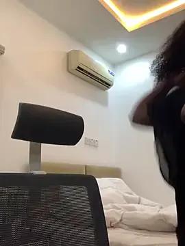 Sweetbootty on StripChat 