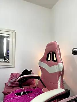 SweetFoxEyes_ on StripChat 