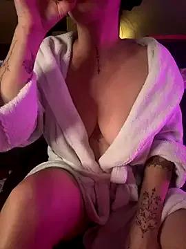 TheNaturalistX — LT get Ride dildo vid