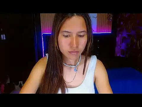 Freechat tinibunny on StripChat