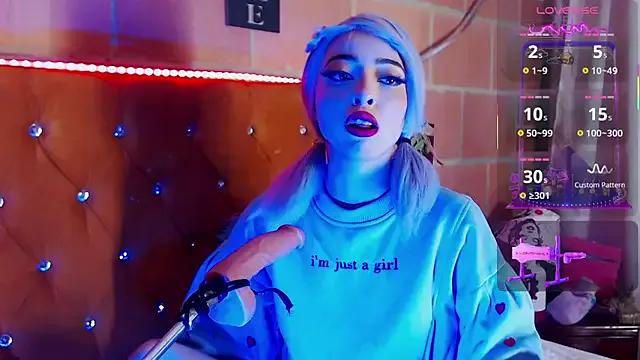 Yennastone on StripChat