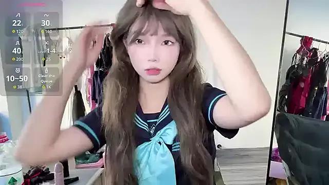 Yiyi-707 on StripChat 