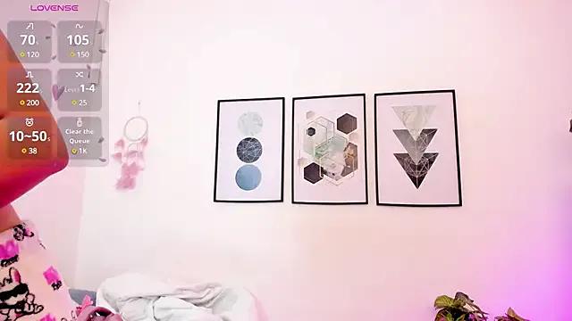 Freechat yunna7 on StripChat