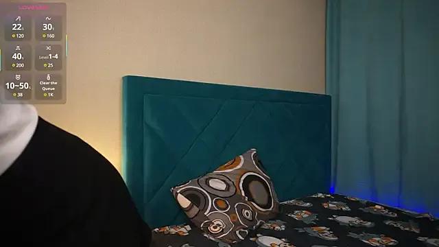 Freechat ywixos on StripChat