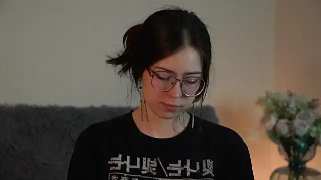 Freechat ywixos on StripChat