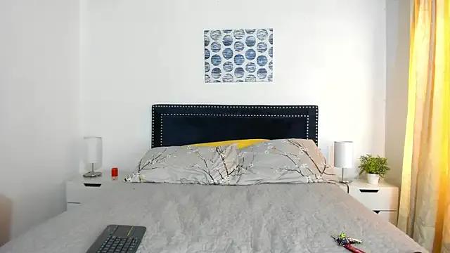 Freechat ZulyMichels on StripChat